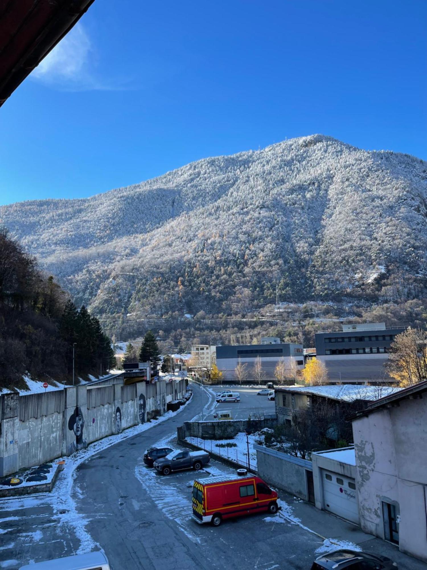 La Montagnette L Ours T1 Maison En Travaux De 10H A 17H มูติเยร์ ภายนอก รูปภาพ